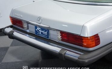 Mercedes-Benz-SL-Class-1984-Convertible-25