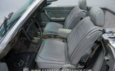 Mercedes-Benz-SL-Class-1984-Convertible-4