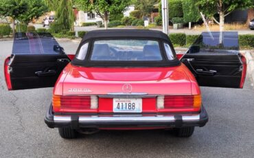 Mercedes-Benz-SL-Class-1984-Convertible-4