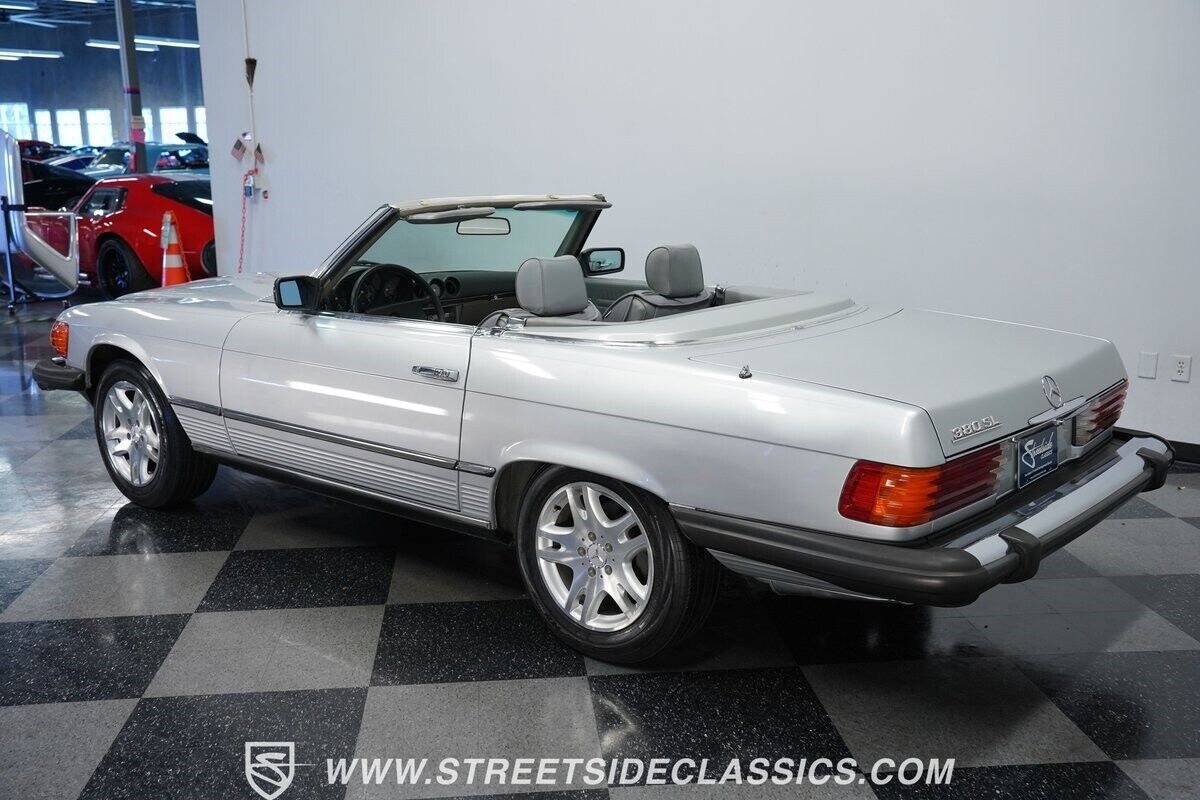 Mercedes-Benz-SL-Class-1984-Convertible-6