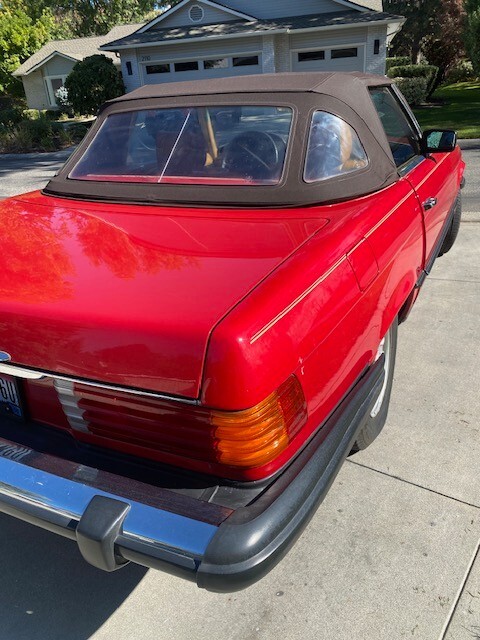 Mercedes-Benz-SL-Class-1984-Convertible-6