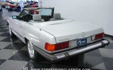 Mercedes-Benz-SL-Class-1984-Convertible-7