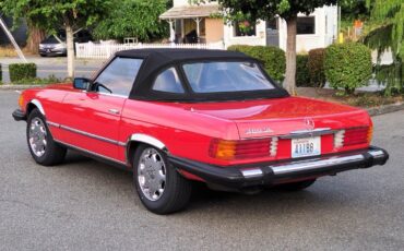 Mercedes-Benz-SL-Class-1984-Convertible-7