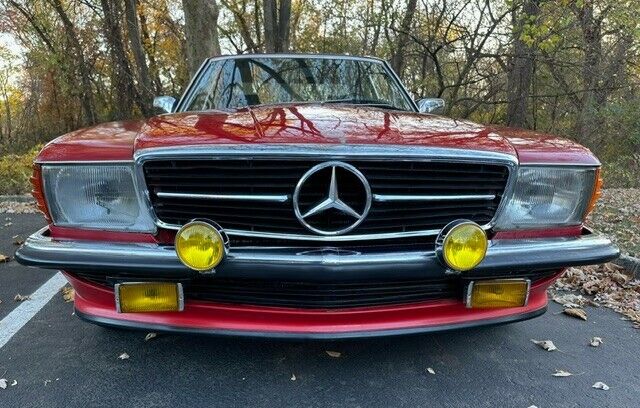Mercedes-Benz-SL-Class-1985-Convertible-2