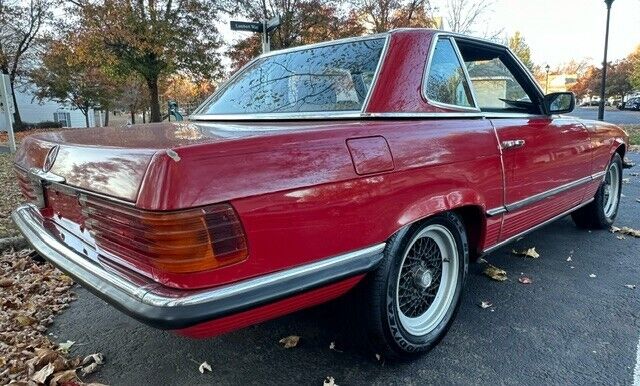 Mercedes-Benz-SL-Class-1985-Convertible-8