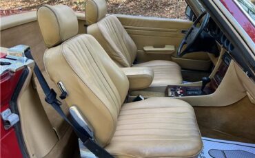 Mercedes-Benz-SL-Class-1986-26