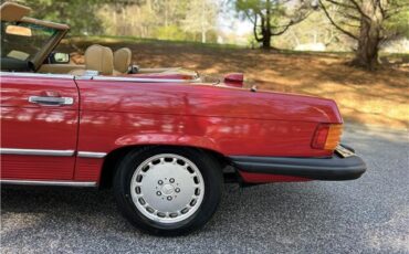Mercedes-Benz-SL-Class-1986-5