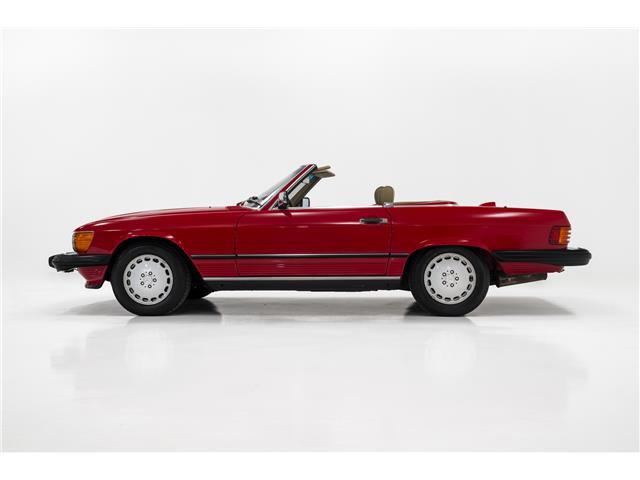 Mercedes-Benz-SL-Class-1986-Convertible-22