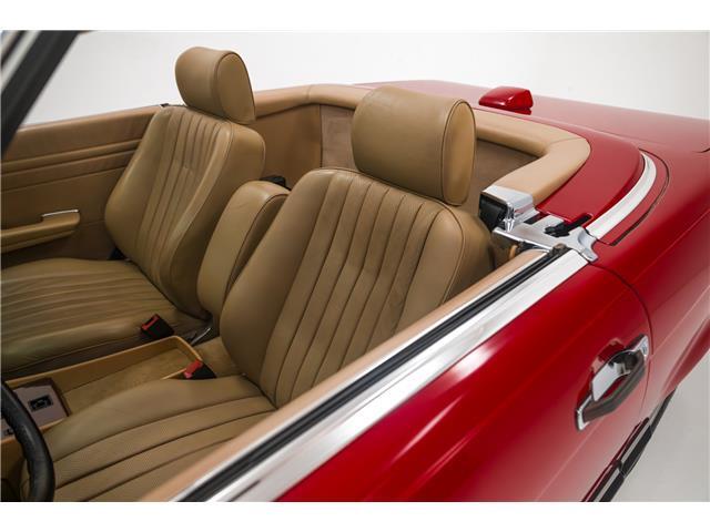 Mercedes-Benz-SL-Class-1986-Convertible-23
