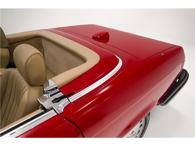 Mercedes-Benz-SL-Class-1986-Convertible-25