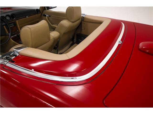 Mercedes-Benz-SL-Class-1986-Convertible-26