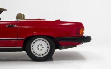 Mercedes-Benz-SL-Class-1986-Convertible-28