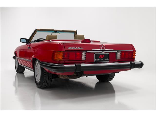 Mercedes-Benz-SL-Class-1986-Convertible-33