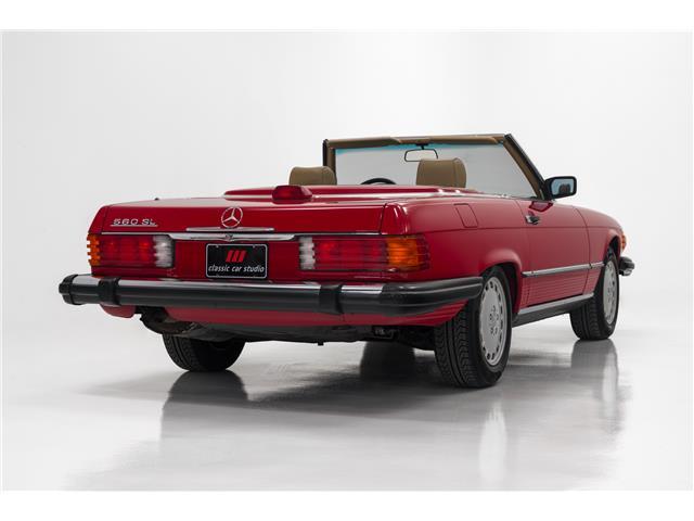 Mercedes-Benz-SL-Class-1986-Convertible-39