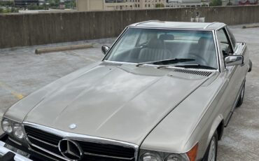 Mercedes-Benz-SL-Class-1989-Convertible-13