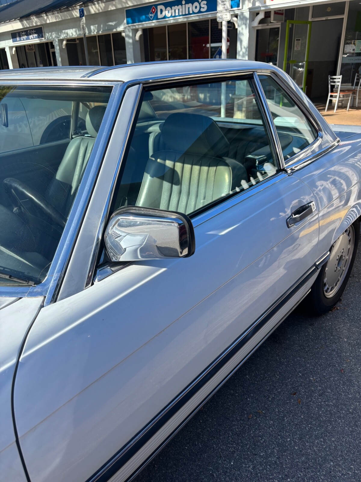 Mercedes-Benz-SL-Class-1989-Convertible-2