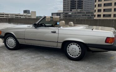 Mercedes-Benz-SL-Class-1989-Convertible-2