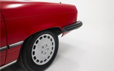 Mercedes-Benz-SL-Class-1989-Convertible-26