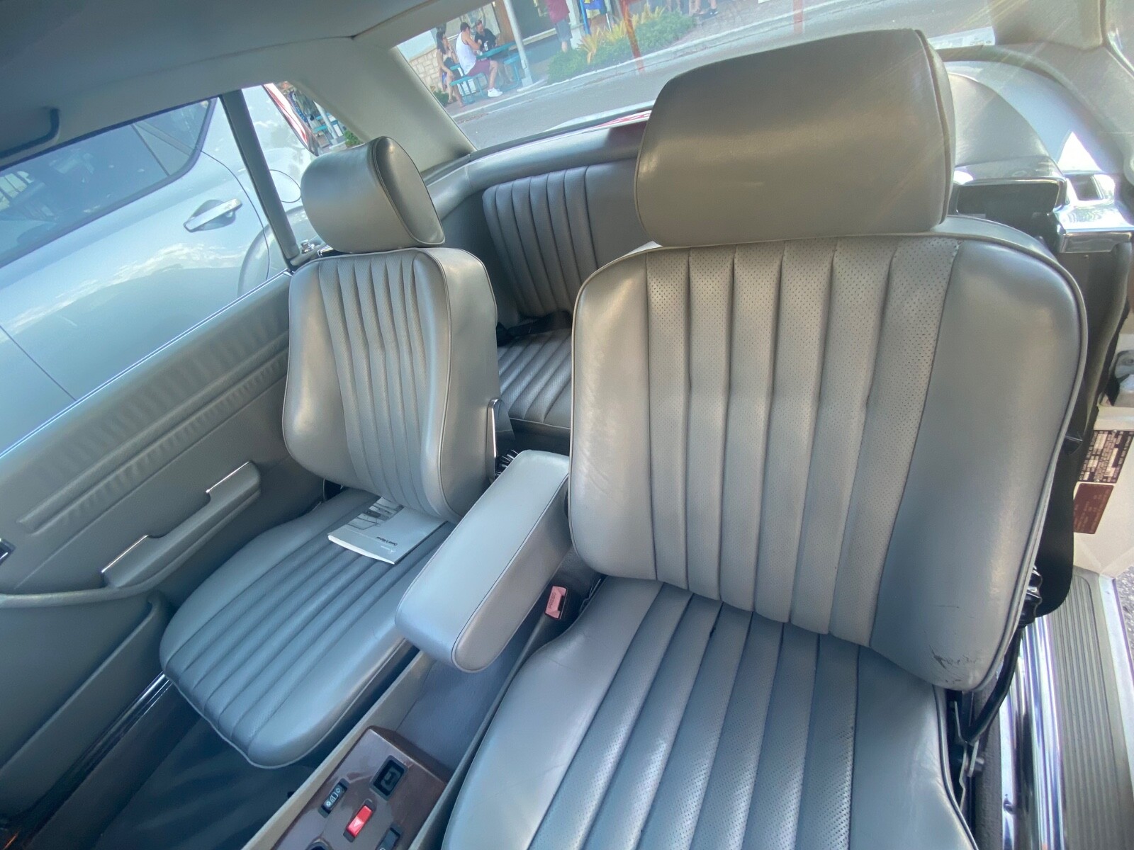 Mercedes-Benz-SL-Class-1989-Convertible-5