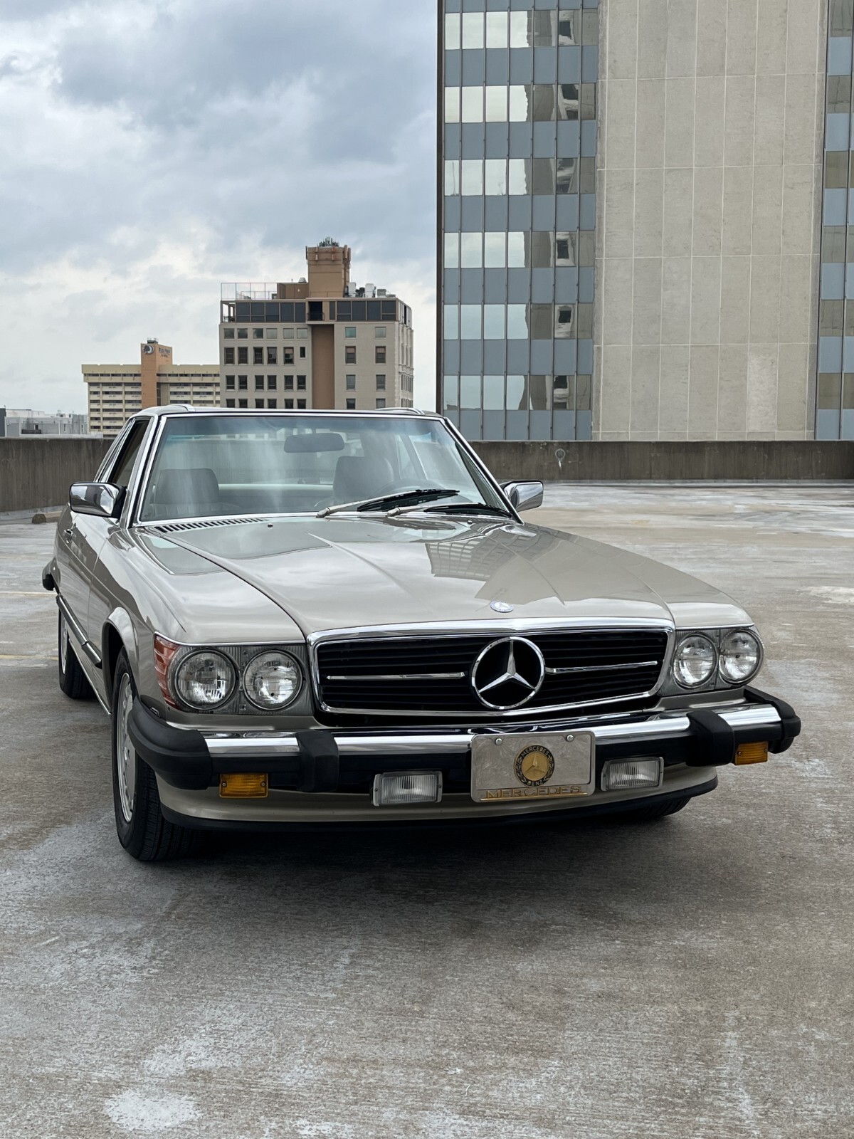 Mercedes-Benz-SL-Class-1989-Convertible-7