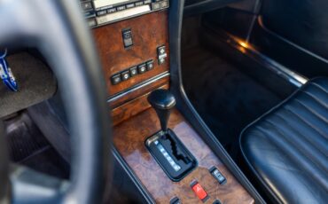 Mercedes-Benz-SL-Class-1989-Coupe-21