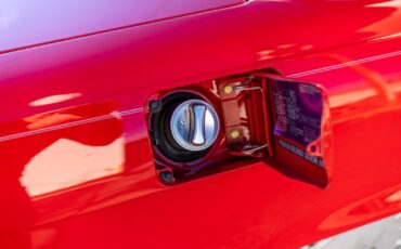 Mercedes-Benz-SL-Class-1989-Coupe-23
