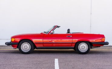 Mercedes-Benz-SL-Class-1989-Coupe-30