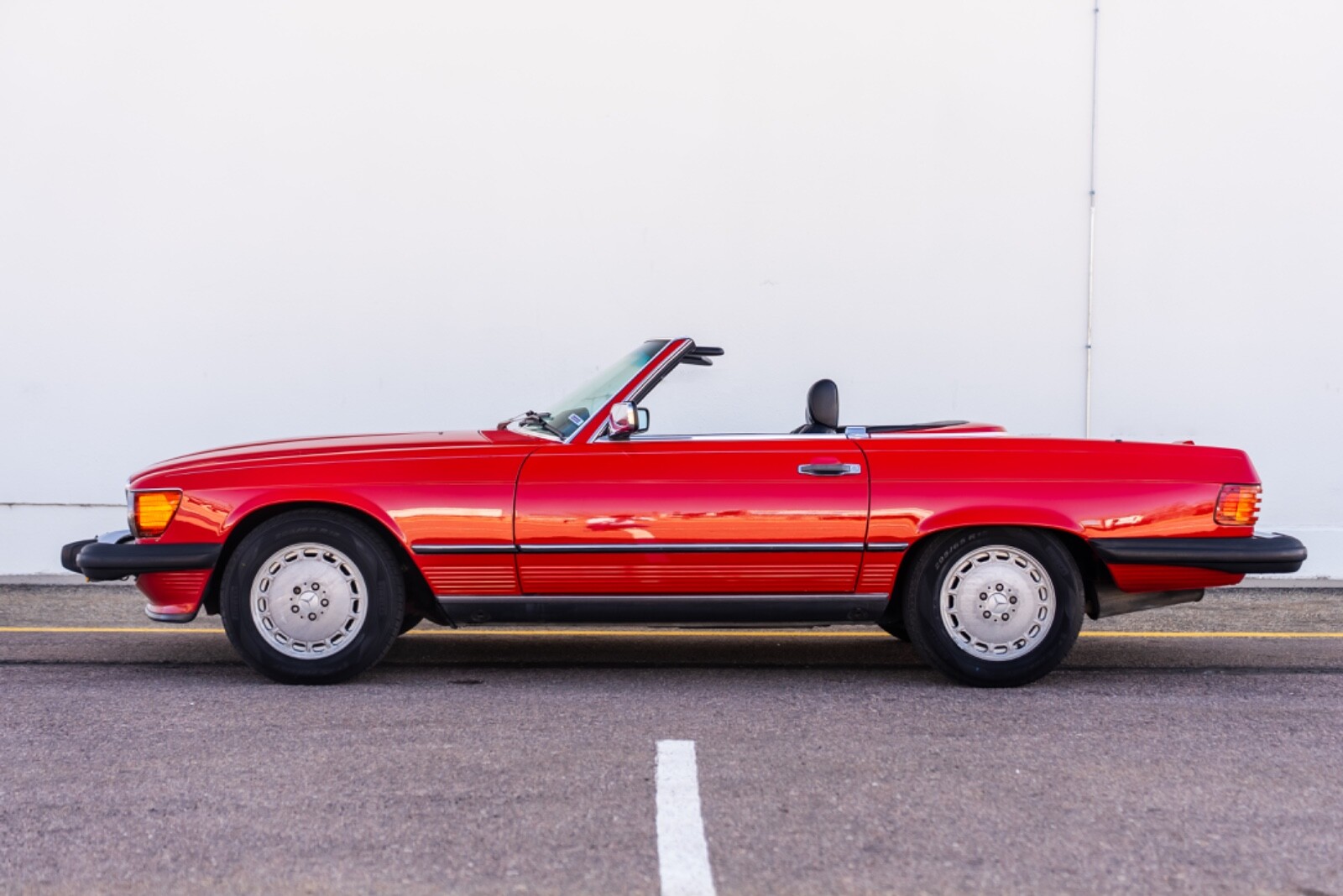 Mercedes-Benz-SL-Class-1989-Coupe-30