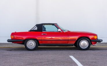 Mercedes-Benz-SL-Class-1989-Coupe-4
