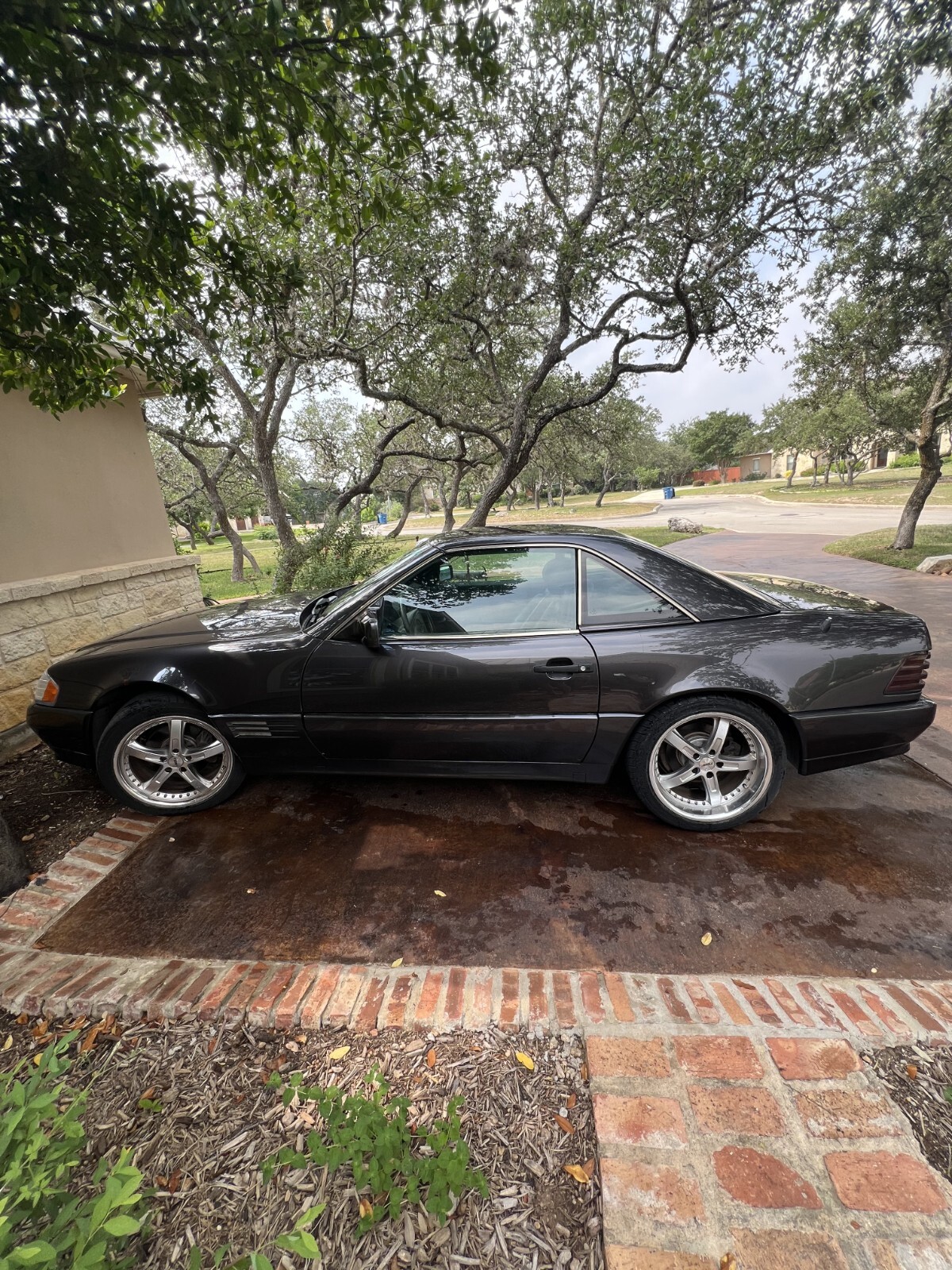 Mercedes-Benz-SL-Class-1992-Convertible-1