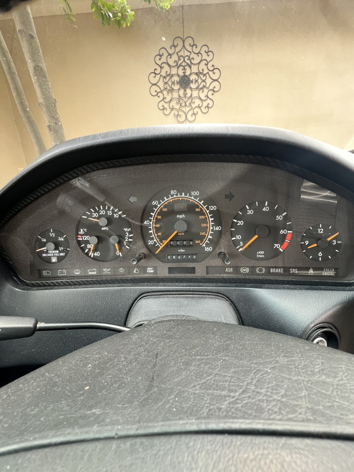 Mercedes-Benz-SL-Class-1992-Convertible-13