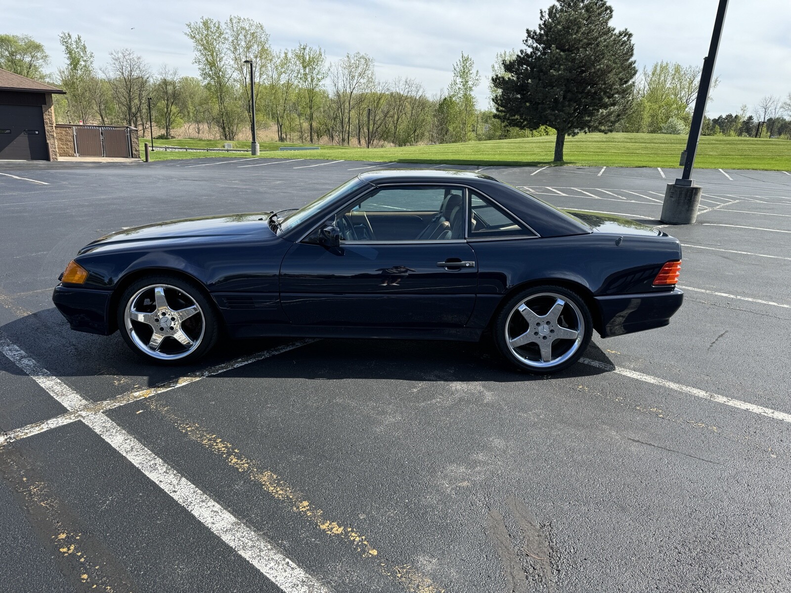 Mercedes-Benz-SL-Class-1992-Convertible-21