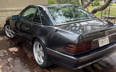 Mercedes-Benz-SL-Class-1992-Convertible-28