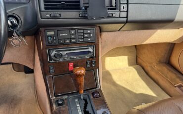 Mercedes-Benz-SL-Class-1992-Convertible-38