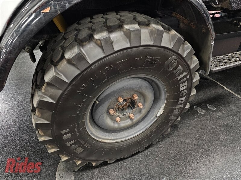 Mercedes-Benz-UNIMOG-1980-Truck-3