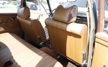 Mercedes-Benz-V-8-1972-18