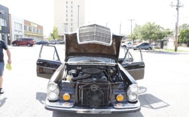 Mercedes-Benz-V-8-1972-4