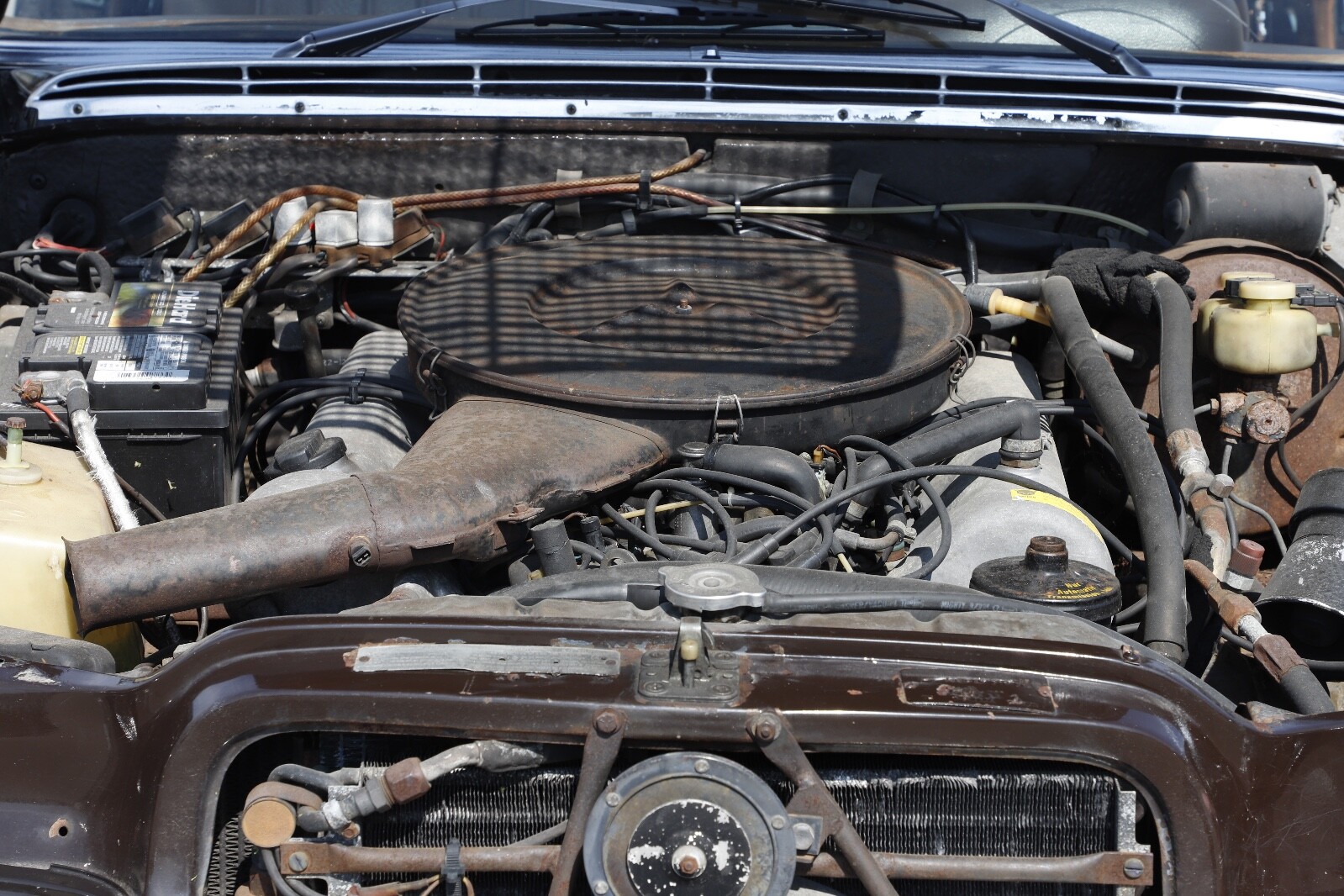 Mercedes-Benz-V-8-1972-9