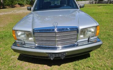 Mercedes-benz-1990-silver-1