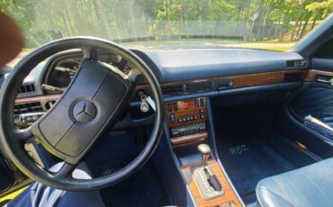 Mercedes-benz-1990-silver-11