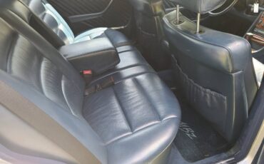 Mercedes-benz-1990-silver-14