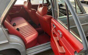 Mercedes-benz-250-1972-6