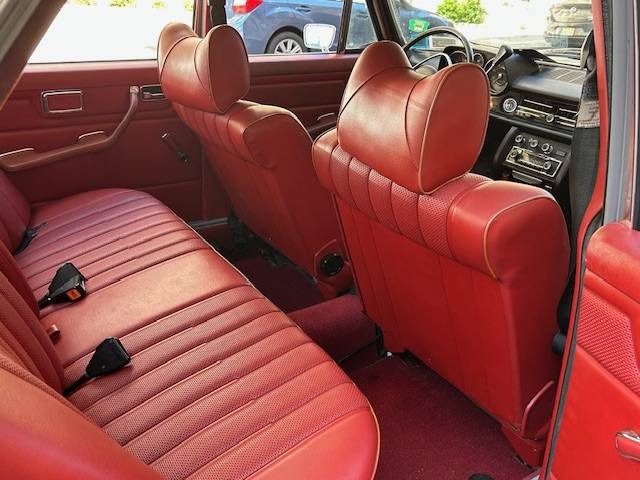 Mercedes-benz-250-1972-7