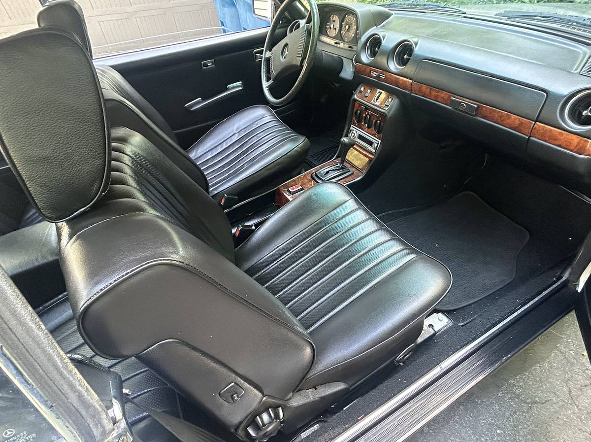 Mercedes-benz-280-ce-1979-silver-1