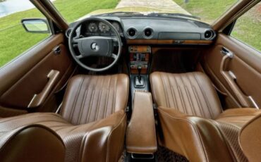 Mercedes-benz-280-e-1978-yellow-2