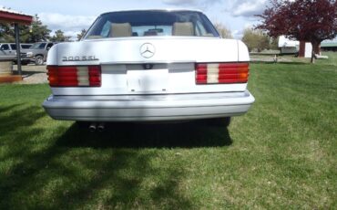 Mercedes-benz-300-sel-1989-white-12
