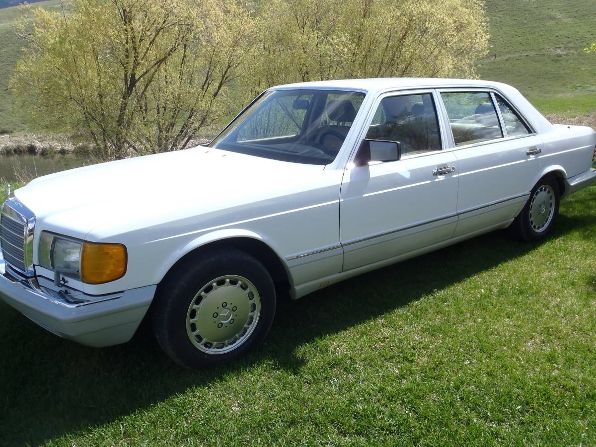 Mercedes-benz-300-sel-1989-white-2