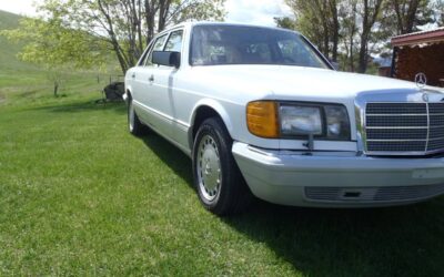 Mercedes-benz 300 sel  1989 white