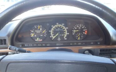 Mercedes-benz-300-sel-1989-white-6