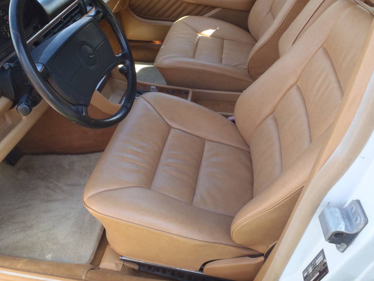 Mercedes-benz-300-sel-1989-white-8